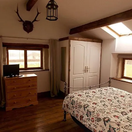 Villeneuve Bed & Breakfast